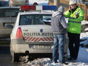 20 de şoferi, lăsaţi fără permise de conducere după un control în trafic