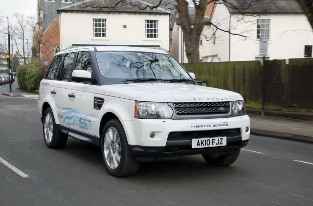 Range Rover adoptă tehnologia hibridă