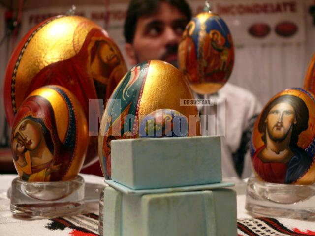 La Festivalul Naţional al Ouălor Încondeiate de la Ciocăneşti sunt aşteptaţi artişti încondeietori de ouă din toată ţara