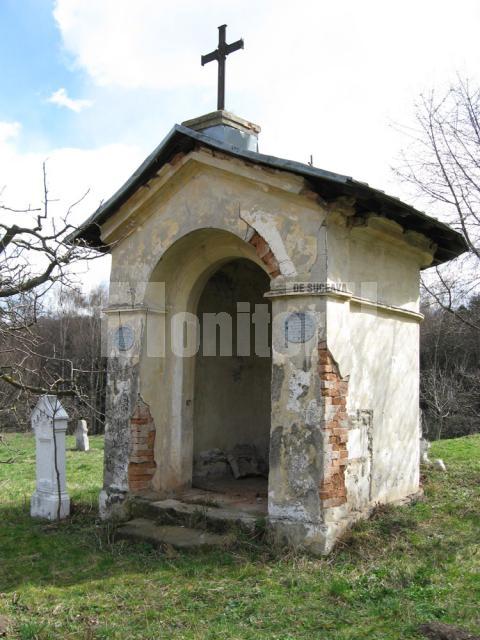 Monumentul  unor preoţi germani din Suceava - Vechiul cimitir din incinta Mănăstirii Sf. Ioan