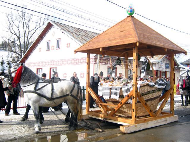 La Ciocăneşti, a IX-a ediţie a Festivalului Naţional al Ouălor Încondeiate