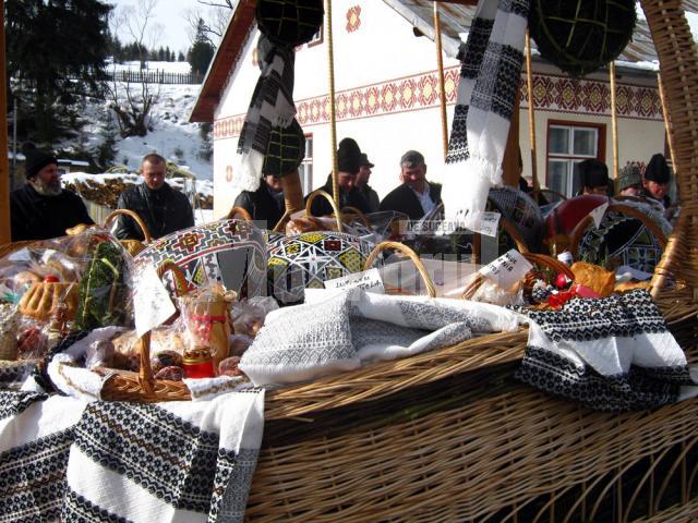 La Ciocăneşti, a IX-a ediţie a Festivalului Naţional al Ouălor Încondeiate