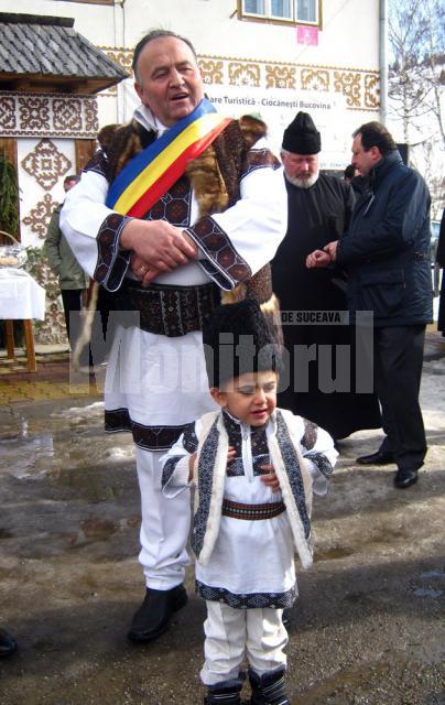 La Ciocăneşti, a IX-a ediţie a Festivalului Naţional al Ouălor Încondeiate