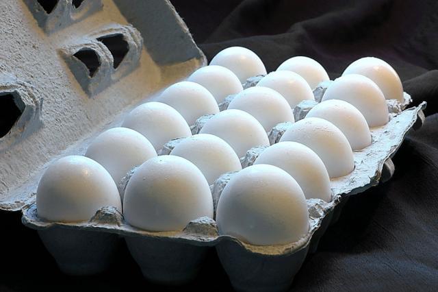 Un ou costă 35 de bani la producător, iar pe piaţă este 1,1 lei