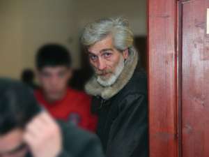 Vasile Popescu la ieşirea din sala de judecată