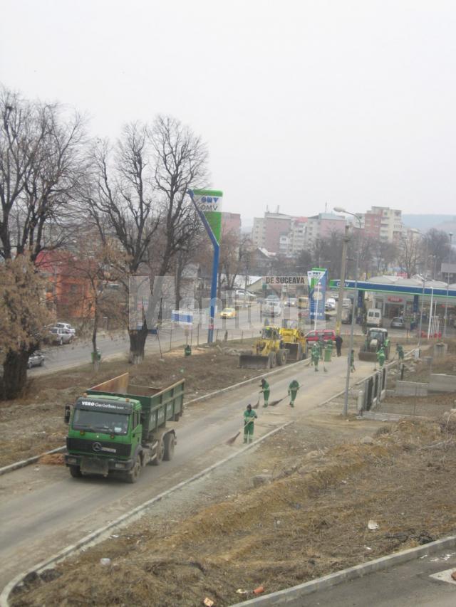 Lucrări de curăţenie pe străzile cartierului de la intrarea în Suceava