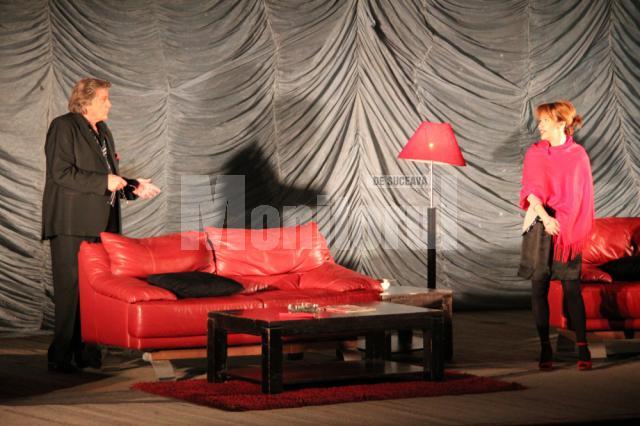 „Străini în noapte”, cu Medeea Marinescu şi Florin Piersic, pe scena suceveană