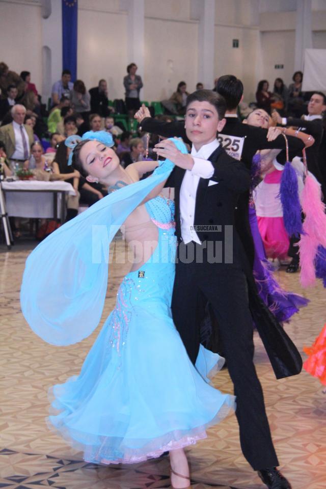 La prima ediţie a Concursului Naţional de dans Sportiv “Cupa Bucovinei” au participat peste 600 de perechi de dansatori din întreaga ţară
