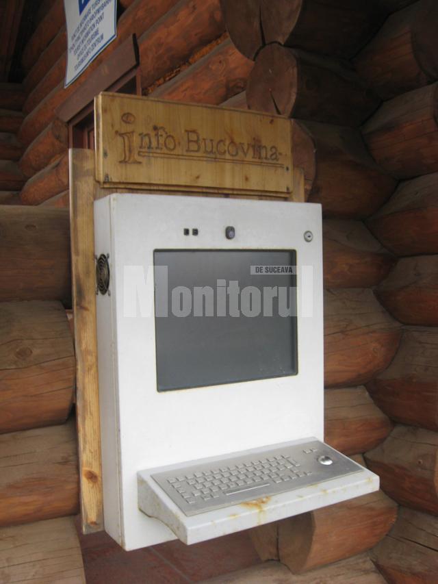 Terminalul digital de informare turistică, lovit de rugină