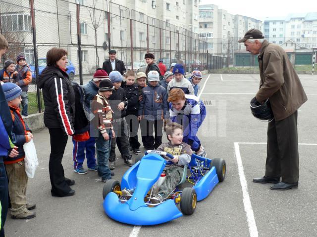 Demonstraţii de karting şi auto-modele la Fălticeni