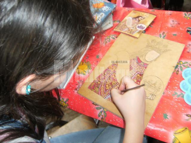 Copiii pasionaţi de pictura bizantină vor expune la Iulius Mall