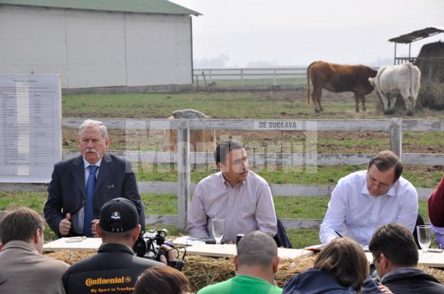 Stelian Fuia şi Gheorghe Flutur au participat la o întâlnire cu agricultorii suceveni, la Moara