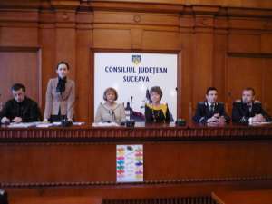 Dezbatere pe tema antidrog la Prefectura Suceava