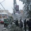 Intervenţii de îndepărtare a arborilor rupţi de greutatea zăpezii