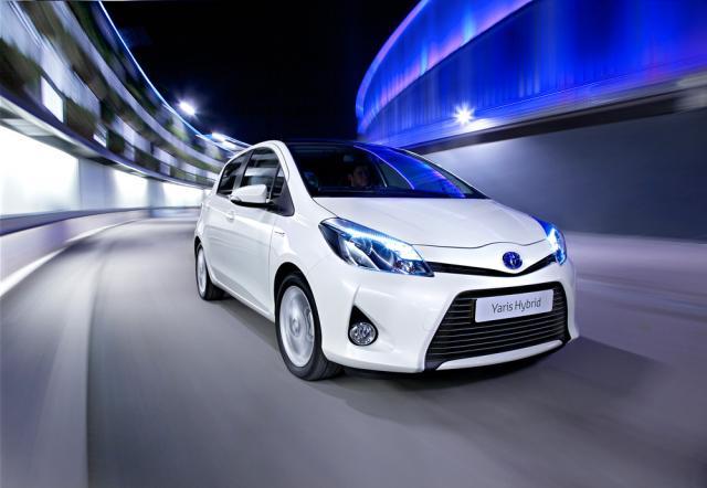 Toyota a demarat producția noului Yaris Hybrid