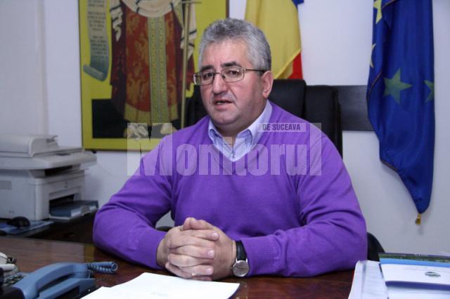 Ion Lungu: “Vin foarte mulţi oameni în audienţă la primărie cu probleme care nu sunt de competenţa municipalităţii”