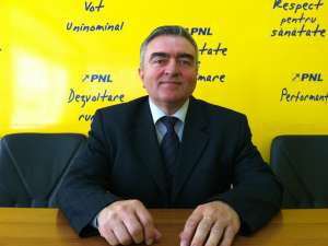 Ilie Niţă: „Moţiunea sancţionează în primul rând procedura şi fenomenul de înstrăinare rapidă a ultimelor resurse aflate în mâna Guvernului României