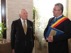 Dumitru Nastase a primit o diplomă de excelenţă din partea Primăriei Suceava
