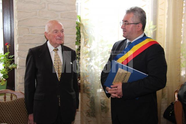 Dumitru Nastase a primit o diplomă de excelenţă din partea Primăriei Suceava