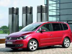 Volkswagen Touran, compact și flexibil