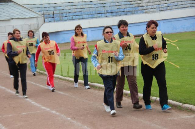 Concursul Marşul factorilor postaşi la feminin