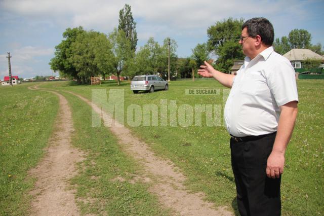 Gherasim Constantin Ciocîrlan: „Sunt drumuri în comună pe care, la o ploaie mai puternică, nu poţi intra cu maşinile de pompieri”