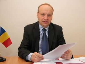Noul director al Cancelariei Prefectului de Suceava, Florin Sinescu, este Ovidiu Donţu