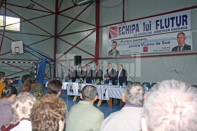 În urma întâlnirii de la Vicovu de Sus, cei prezenţi şi-au declarat susţinerea pentru echipa Flutur-Iliuţ