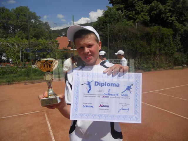 Ioan Marincuţa, un tânăr tenisman care promite