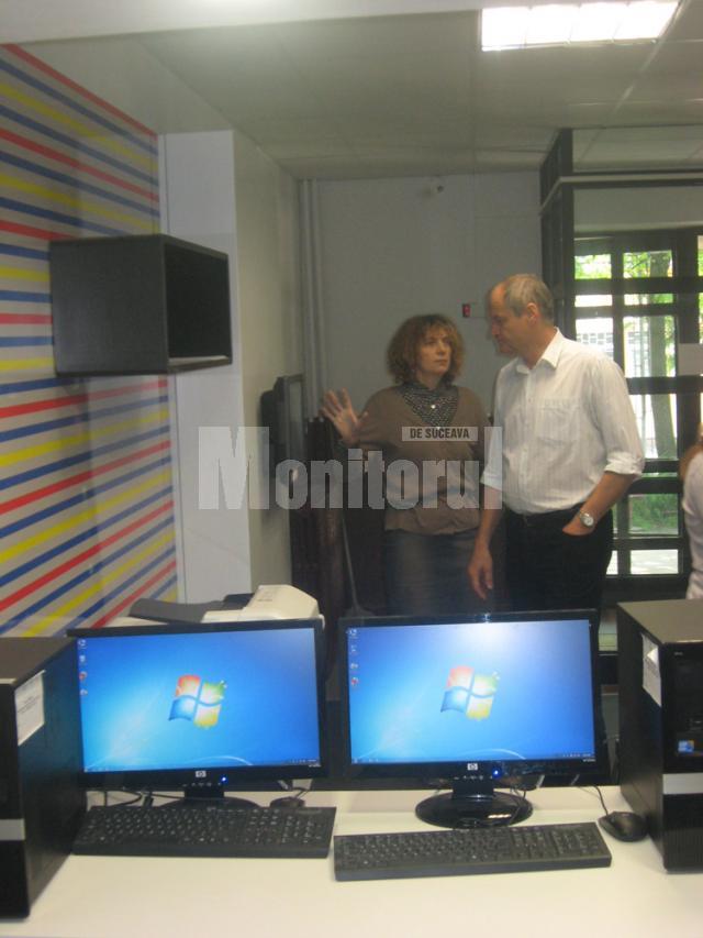 AJOFM Suceava a deschis la parterul instituţiei un centru de informare online, denumit „self-service”