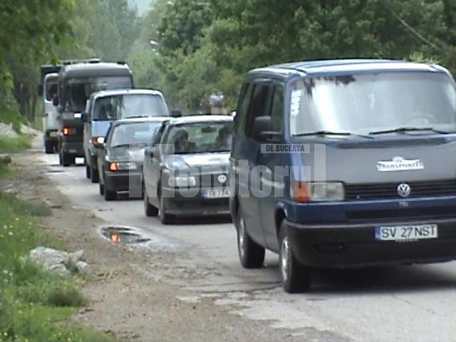 Constantin Baroiu a iniţiat un marş auto pentru a trage un semnal de alarmă despre problemele din Broşteni