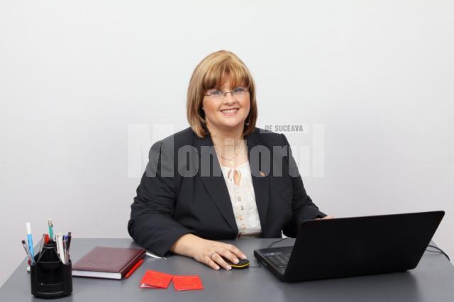 Candidatul UNPR pentru funcţia de preşedinte al Consiliului Judeţean Suceava, Cătălina Elena Vartic
