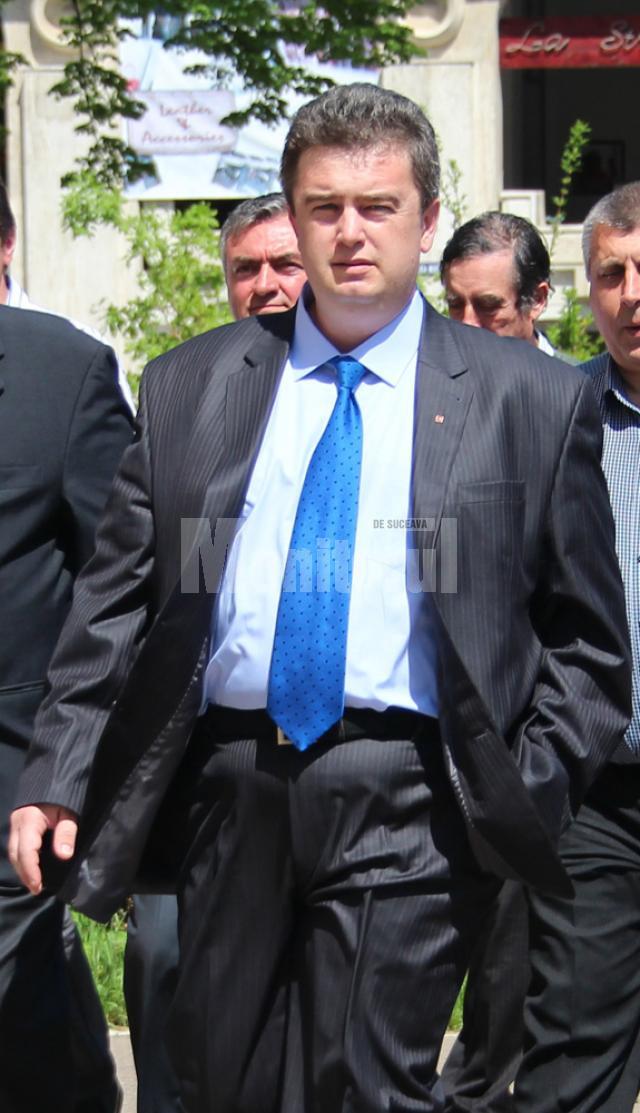 Deputatul Cătălin Nechifor, liderul PSD Suceava şi candidatul USL pentru funcţia de preşedinte al Consiliului Judeţean,
