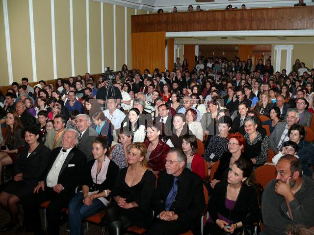 Trupa “Atelierul de teatru” din Botoşani a luat Marele Premiu