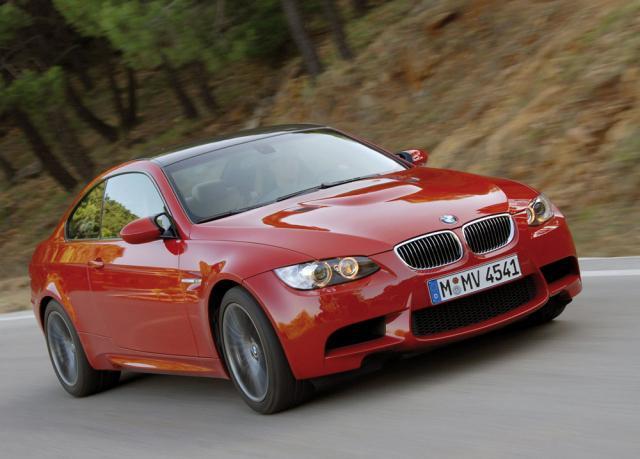 BMW va adopta în premieră un motor cu 6 cilindri