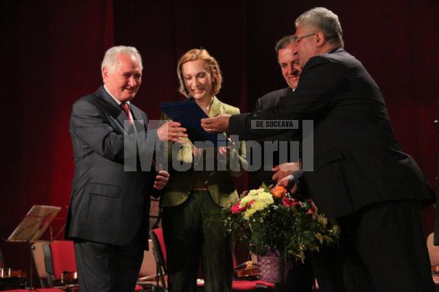 Mestrul Viorel Munteanu a primit diplomă de Cetăţean de Onoare al Sucevei