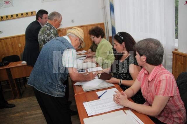 Suceava a depăşit media naţională la prezenţa la vot până la ora 14.00