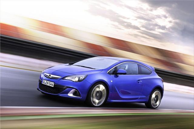 Opel dotează noul Astra OPC cu motorizare turbo ce oferă un cuplu de top