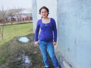 Iuliana Roxana Grosu, mama minoră, dată dispărută