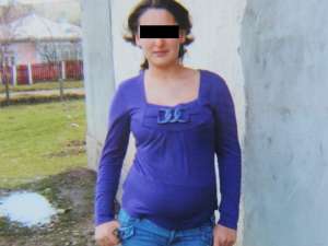 Minora rămasă însărcinată la 14 ani, dispărută cu tot cu copil de la Roşcani-Liteni