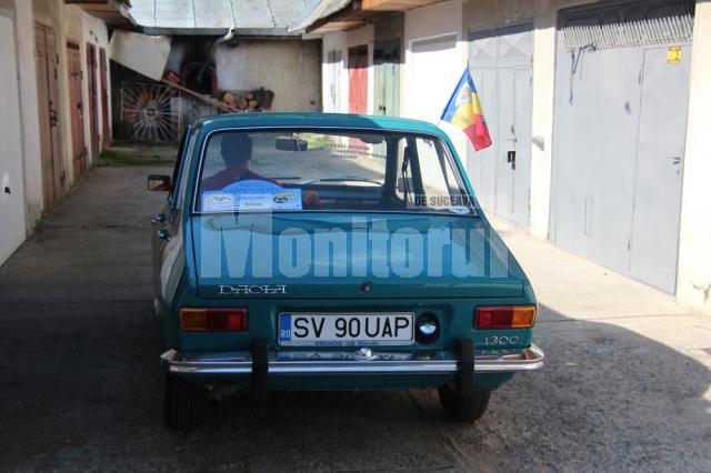 Dacia 1300 cu care Dănuţ Crainiciuc va pleca în turul de 7.000 de kilometri