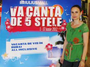 Premiul cel mare al concursului “Vacanţă de 5 stele”, organizat de Iulius Mall Suceava, a fost câştigat de o suceveancă, Maria Albu