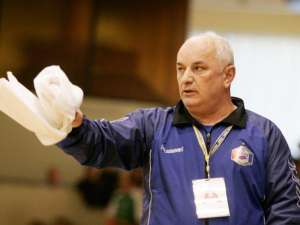 Gheorghe Tadici pare favorit pentru a prelua din nou echipa naţională feminină de handbal a României