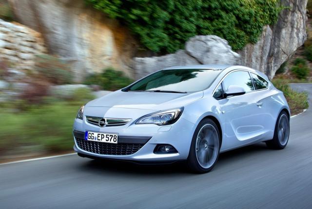 Opel Astra GTC este mai sportiv și atractiv ca niciodată