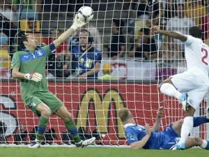 Italia a învins Anglia cu scorul de 4-2. Foto: MEDIAFAX