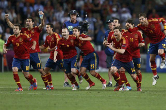 Bucuria spaniolilor după calificarea în finala Euro 2012 a fost imensă