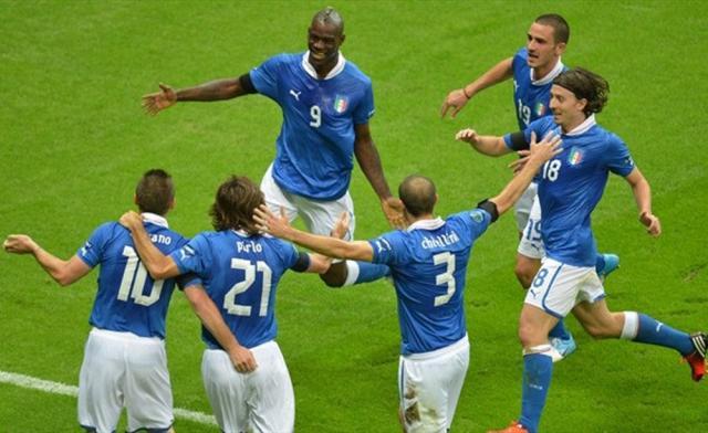 Italienii au încins hora bucuriei după calificarea în finala Euro 2012