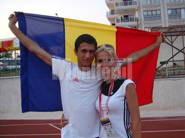Bogdan Macovei, elevul antrenoarei Erzilia Ţâmpău, s-a întors de la Bucureşti cu două medalii de aur