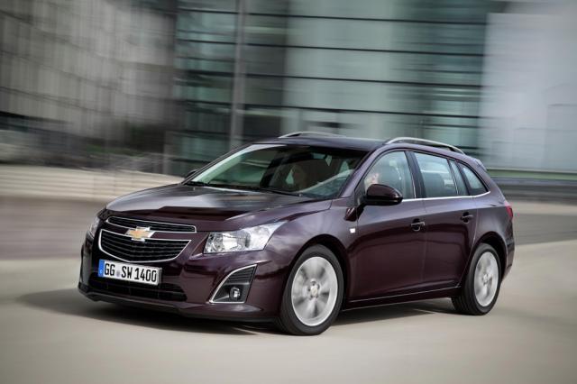 Chevrolet introduce noul model de familie Cruze SW