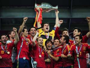 Spania şi-a apărat titlul cucerit în 2008 şi este cea mai titrată echipă a momentului